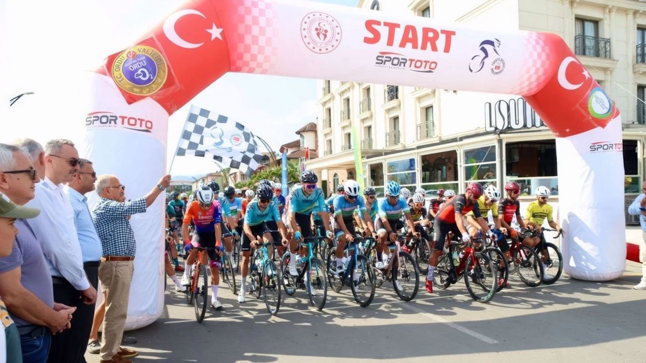 Teker dönüyor hayat renkleniyor 