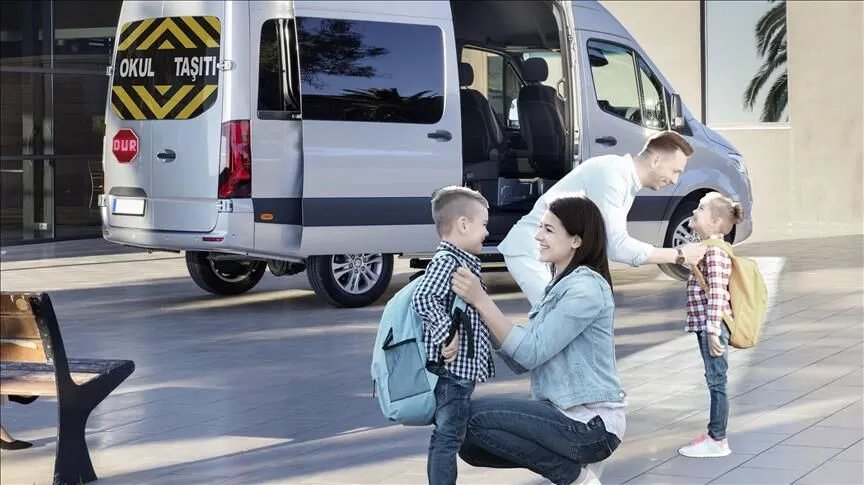 Veliler tarifelerin üzerinde bedel istenmesinden şikayetçi: Okul zili çalmadan servis çilesi başladı