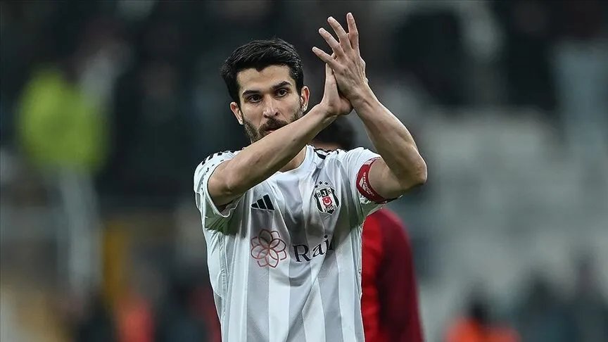 Necip Uysal, 2009-2026 yılları arasında Beşiktaş forması giydi.