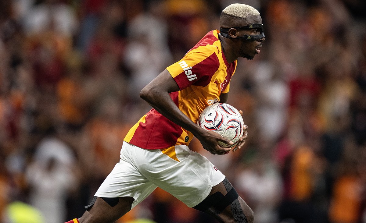 Çorum FK karşısında Galatasaray'ın 2 golünü de Victor Osimhen kaydetti.