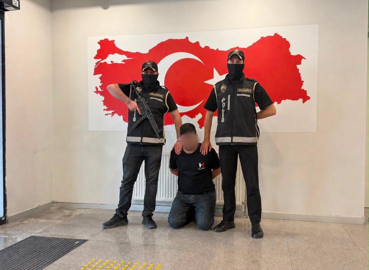 Düğmeye bu sefer Bakü'de basıldı! Bir suç örgütü üyesi daha Türkiye'ye getirildi