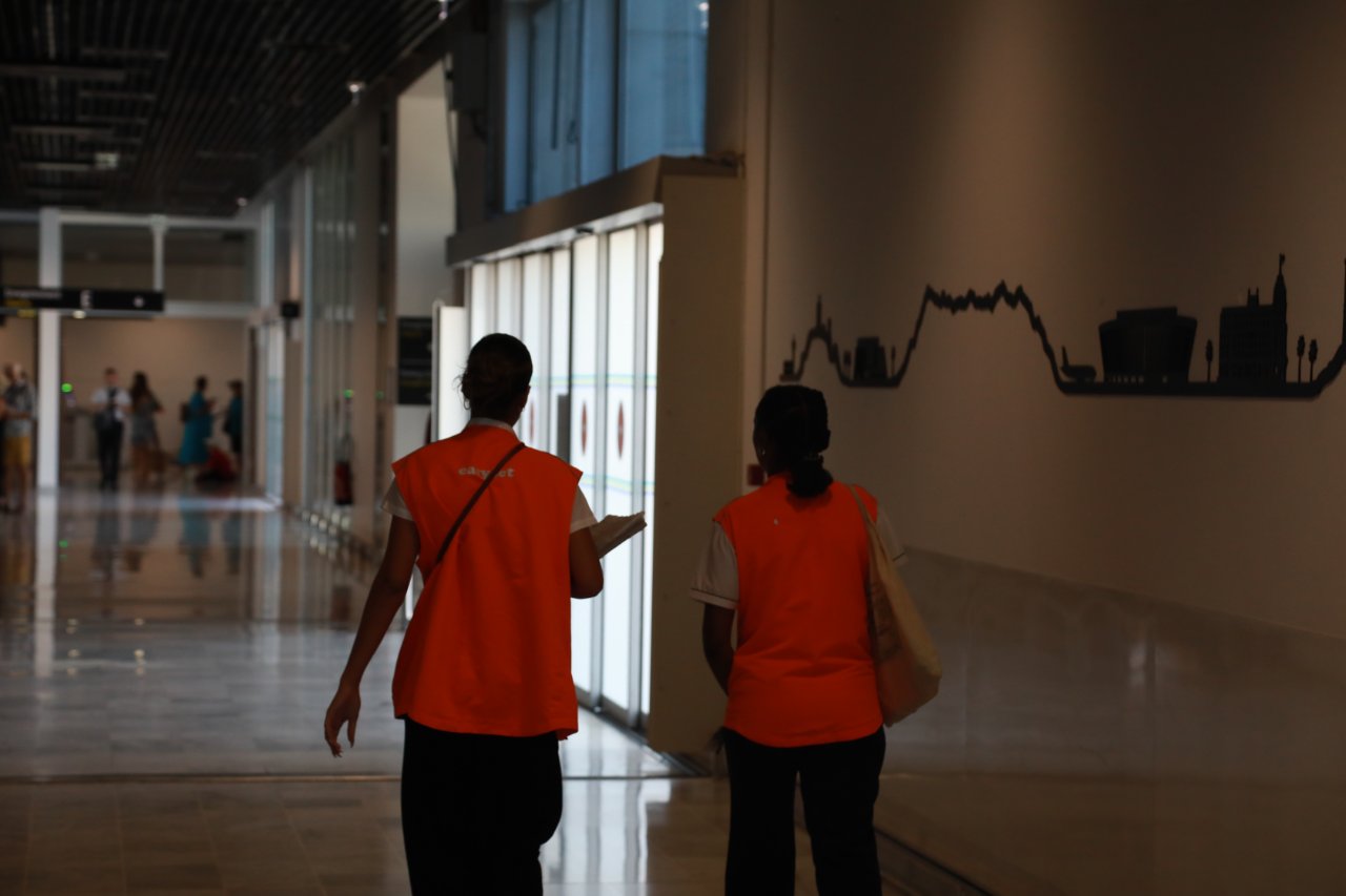 Fransa'da EasyJet çalışanları greve gitti! 100 sefer iptal oldu