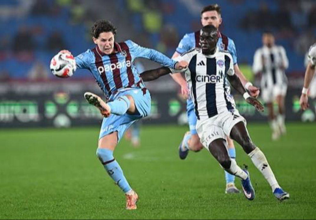 İşte muhtemel ilk 11'ler! Kasımpaşa-Trabzonspor maçı hangi kanalda, canlı yayın şifresiz mi, saat kaçta?