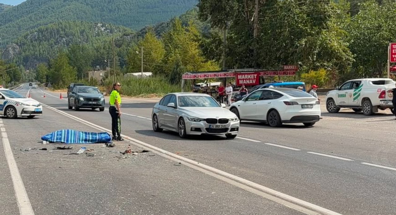 Karı kocadan acı haber! Antalya'daki feci kazada çok sayıda ölü ve yaralı var