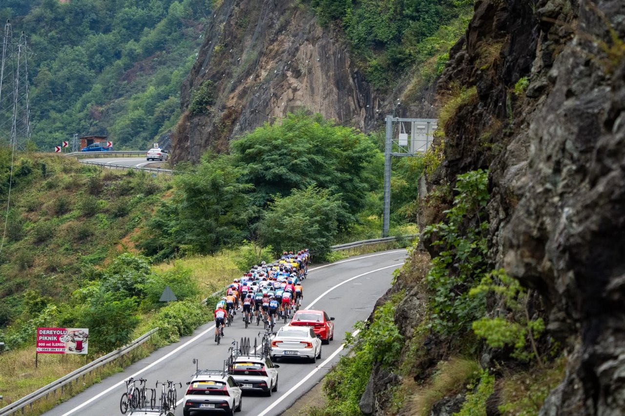 Tour of Ordu 2026’da Nefes Kesen Zafer: Ukraynalı Tsarenko, Kıyıdan Zirveye Uçtu!