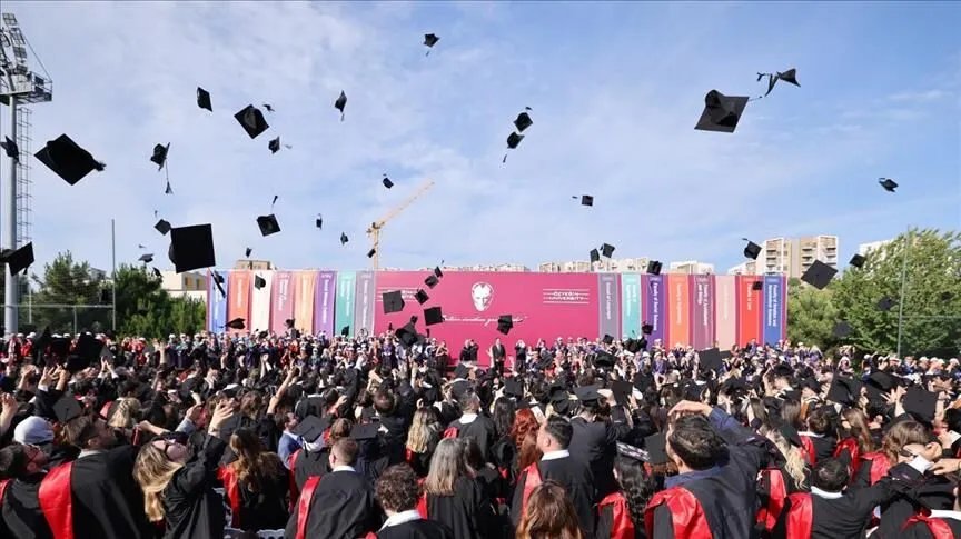 Üniversite öğrencilerini ilgilendiriyor! 2026-2027 harç ücretleri belli oldu