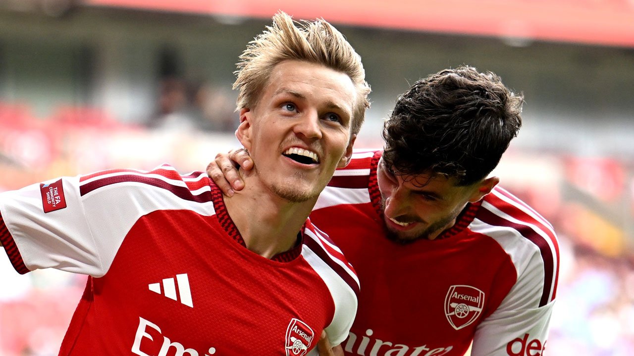Arsenal, Manchester City'yi dağıttı