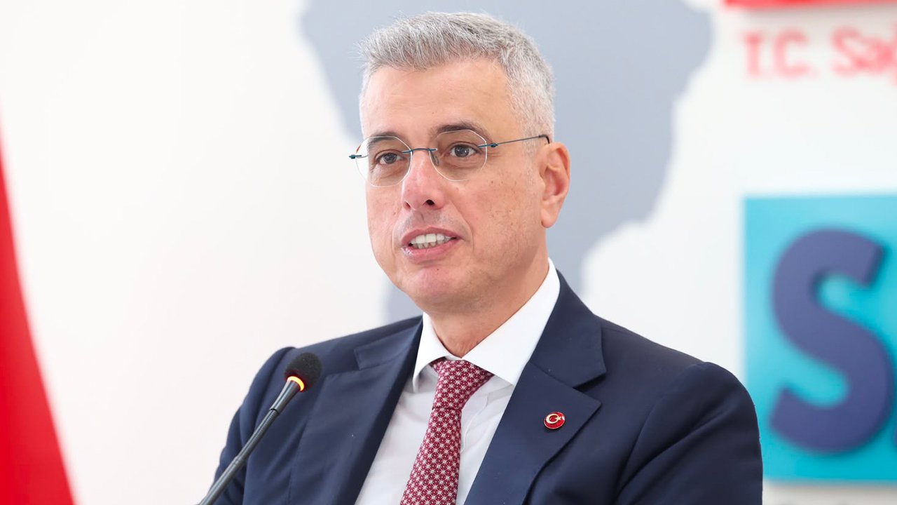 Bakan Memişoğlu, birkaç hafta içinde sözleşme imzalanacağını söyledi: 13 yerli aşının 6’sı için üretim başlıyor