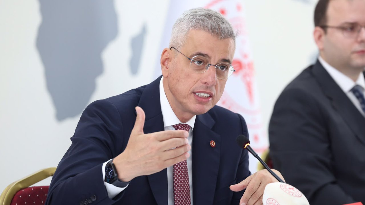 Bakan Memişoğlu, birkaç hafta içinde sözleşme imzalanacağını söyledi: 13 yerli aşının 6’sı için üretim başlıyor
