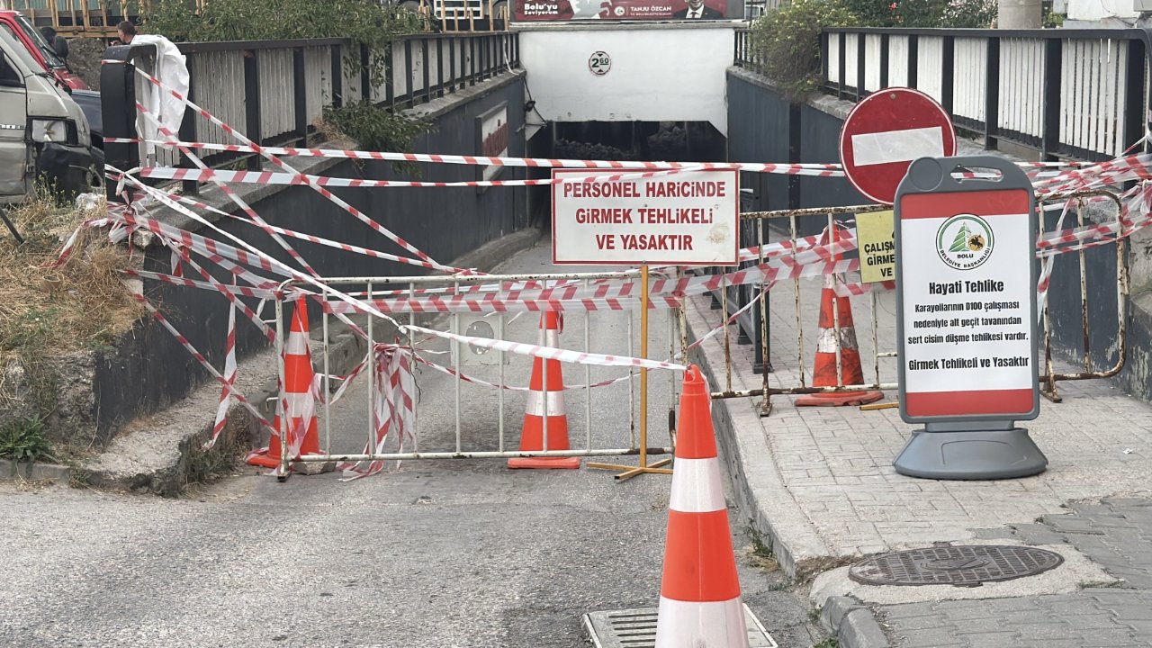 Bolu'da faciadan dönüldü! Alt geçidin tavanı çöktü, yol trafiğe kapandı