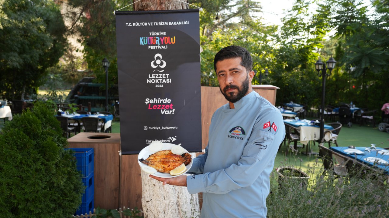 Malatya Kültür Yolu Festivali’nde şefler önerdi:  Kiraz yaprağı sarması  tatmadan dönmeyin