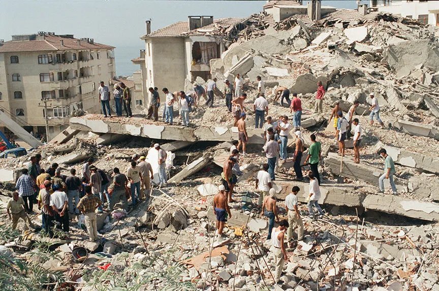 Marmara’da deprem ikilemi! 27 yıl sonra değişti! Osman Bektaş uyardı: Hazırlık M>7 olmalı’