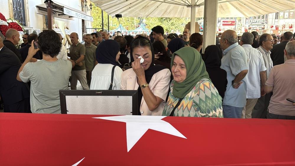 Azize Sibel Gönül’e son görev! Siyaset dünyası cenazesinde buluştu