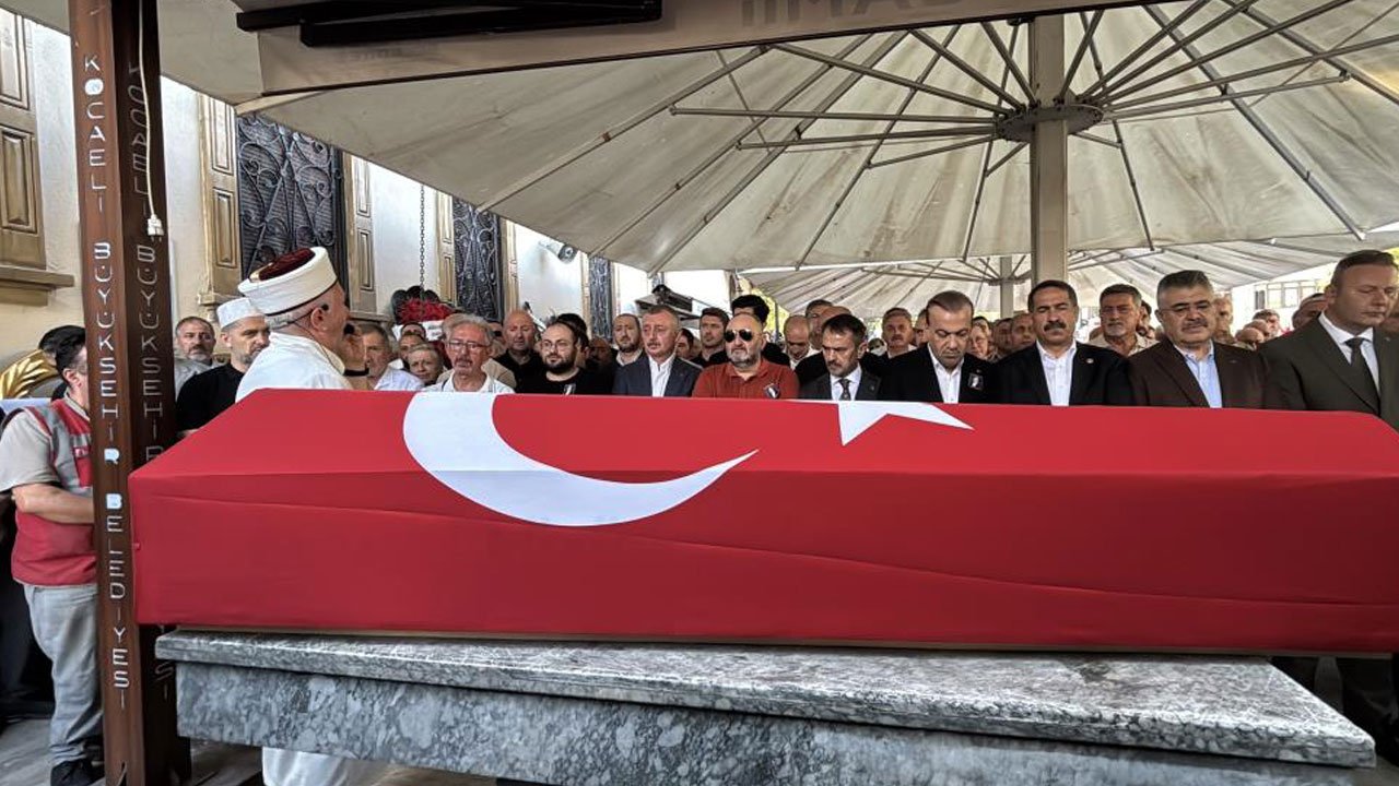Azize Sibel Gönül’e son görev! Siyaset dünyası cenazesinde buluştu
