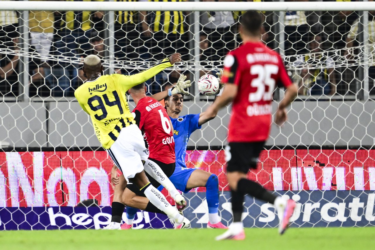 Bir maçtan fazlası! Fenerbahçe, Devler Ligi Play-off turu ilk maçında Lyon'u ağırlıyor