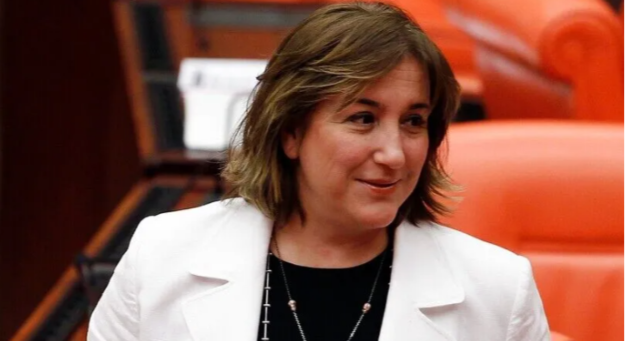 Eski AK Parti Kocaeli Milletvekili Azize Sibel Gönül kimdir?