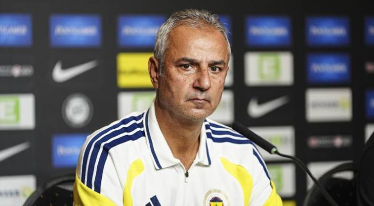 Fenerbahçe Teknik Direktörü İsmail Kartal