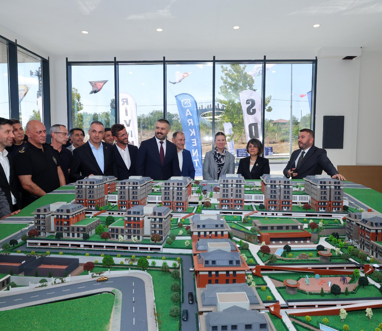 İstanbul’da 1 milyonuncu konut dönüşümü! Yeni temeller Arnavutköy’de atıldı