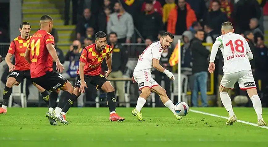 Samsunspor-Göztepe maçı hangi kanalda, canlı yayın nerede izlenir? Maçın hakemi Kadir Sağlam oldu