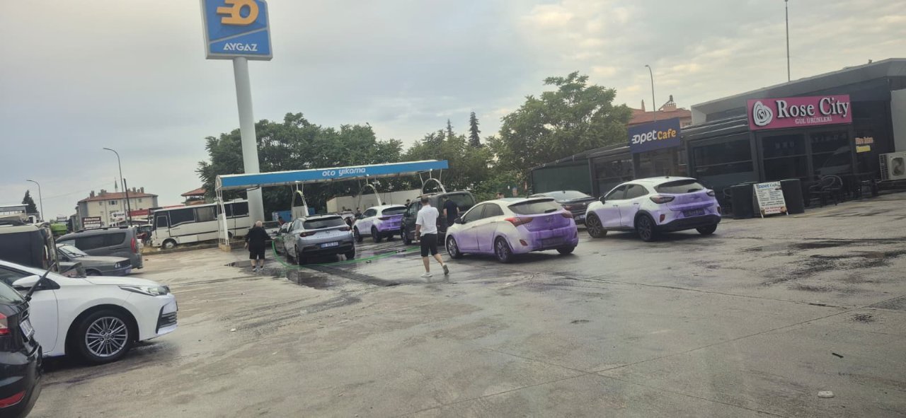 Afyonkarahisarda yola boya döken tır sürücüne para ve puan cezası