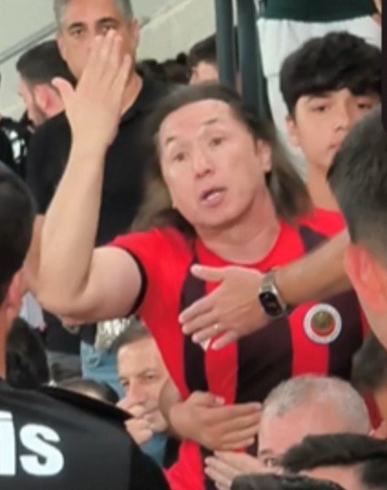 Şenel Akdemir