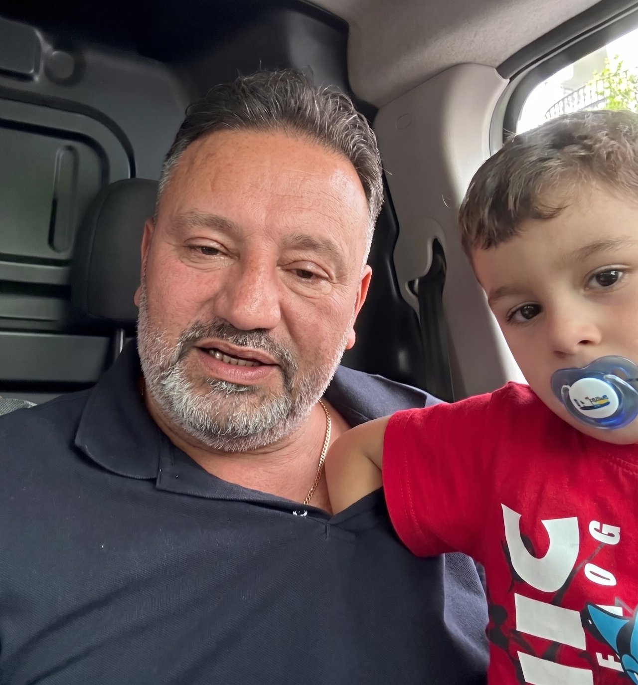 Fenerbahçe formalı çocuğun babası ilk kez konuştu: Şenel Akdemir yalan söylüyor!
