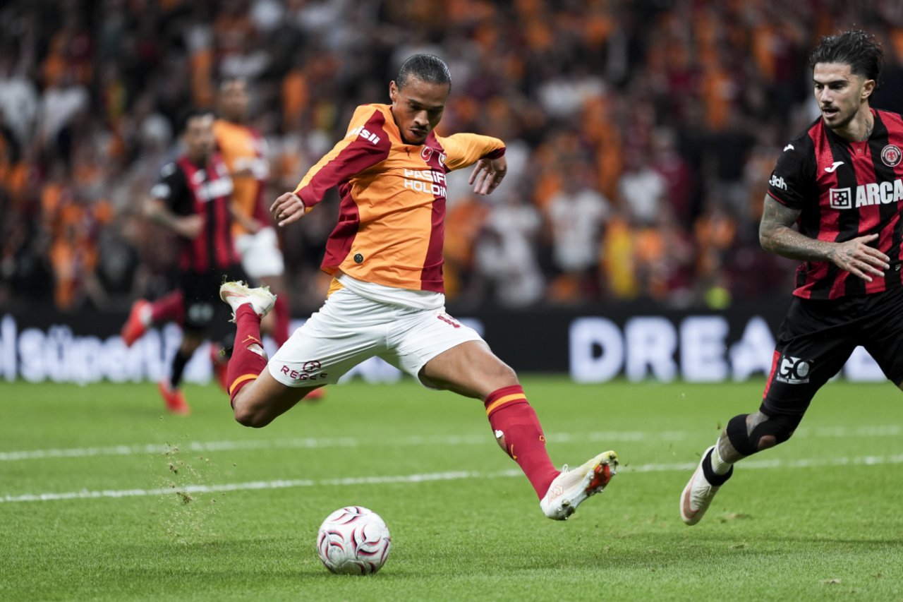 Maçların beli bölümlerinde parlayıp kısa sürede sönen Leroy Sane, Galatasaray'da istikrarlı bir görüntü çizmiyor.