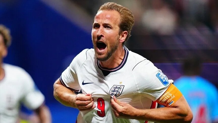 Harry Kane, İngiltere Milli Takımı'nda kaptanlık yapıyor.