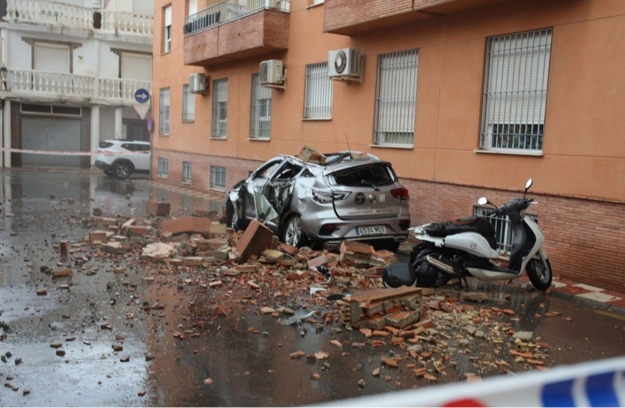 İspanya'nın turistik şehrinde korkutan deprem! Yaralılar var
