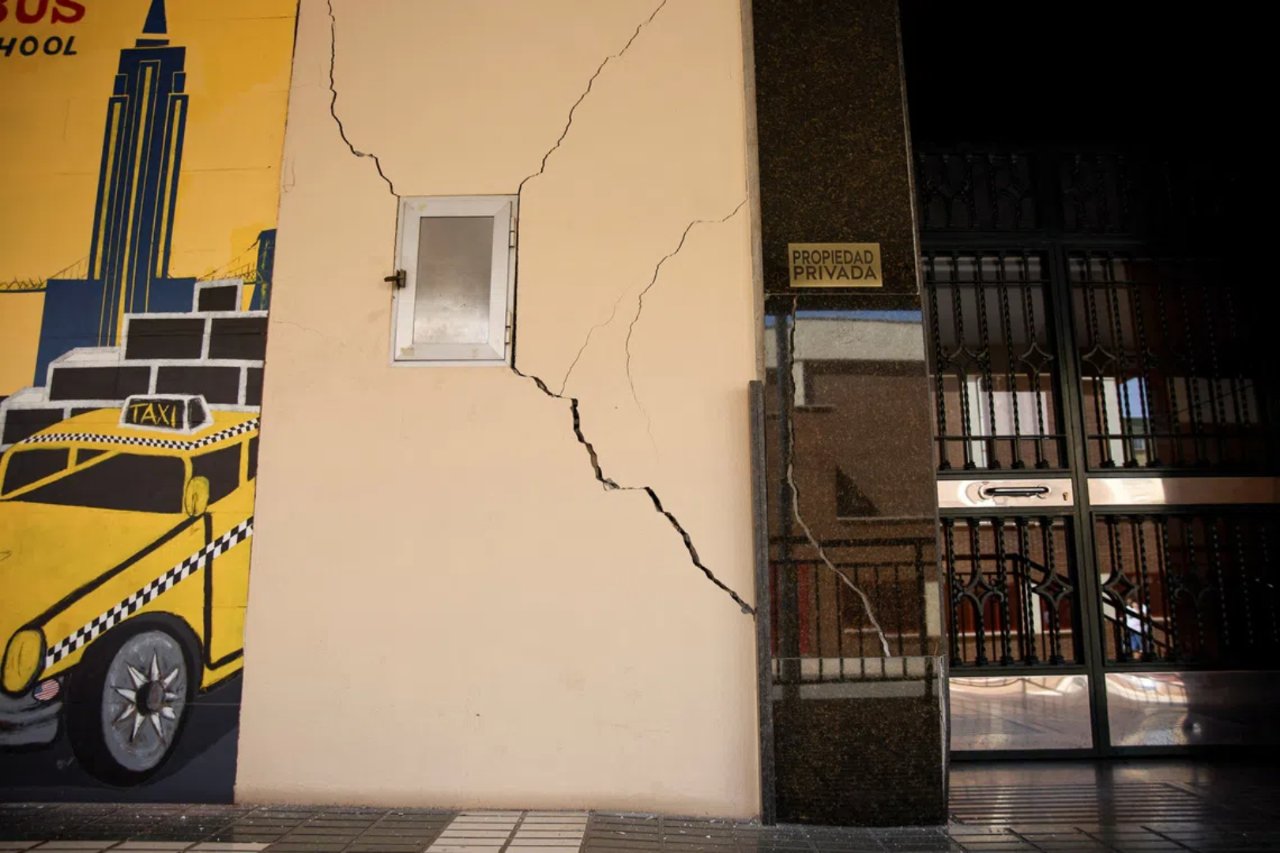 İspanya'nın turistik şehrinde korkutan deprem! Yaralılar var