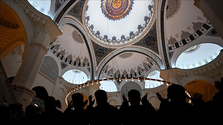 Mevlid Kandili ne zaman, hangi tarihte? Ağustos ayının son günlerinde idrak edilecek!