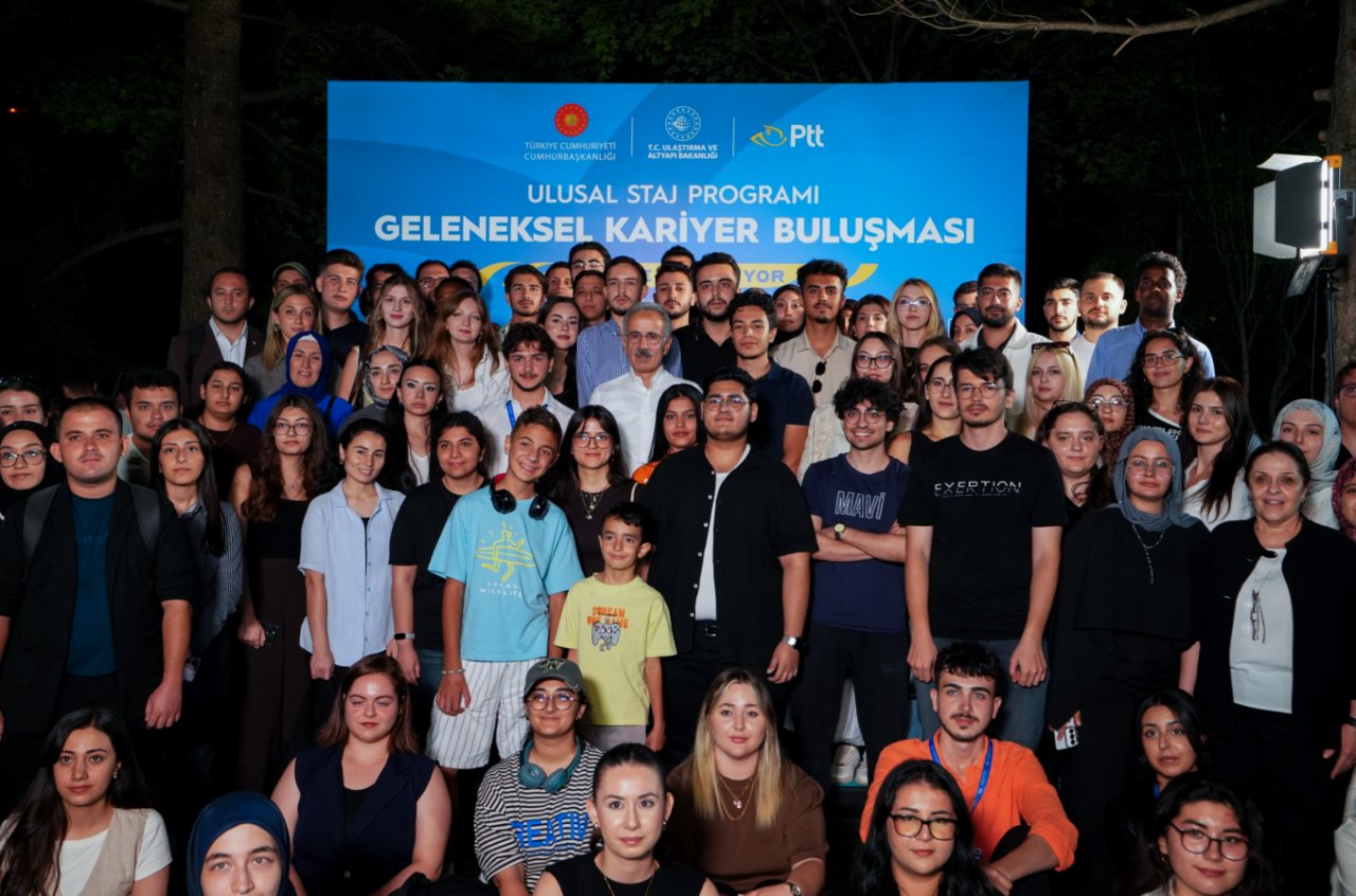 2053’te Türkiye trenle 48 saatte gezilebilir mi? Bakan Uraloğlu cevapladı: 28 bin 500 kilometre demir yoluna ihtiyacımız var