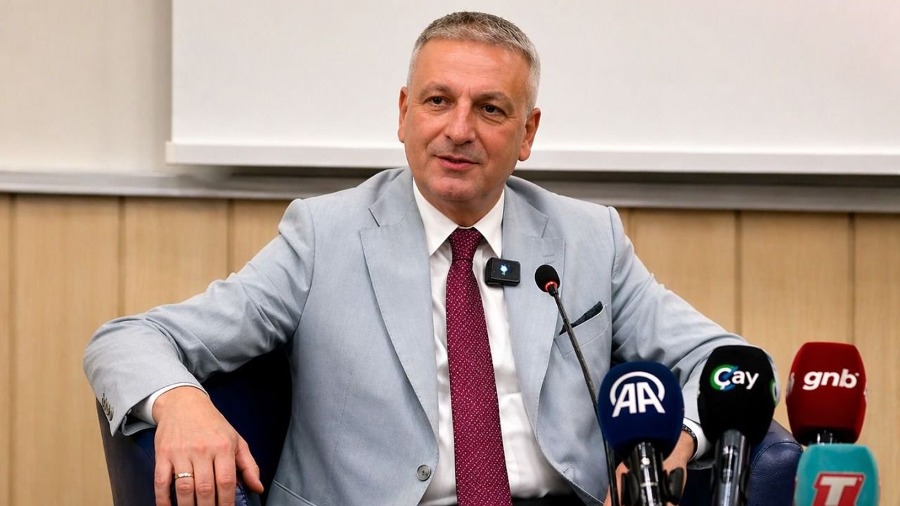 Algida’nın boykottan kaçış yolu sızdı! Yerli kılıfıyla piyasaya yeni markalar sunmuş.... Oktay Saraldan sert tepki: Hakikat gizlenemez