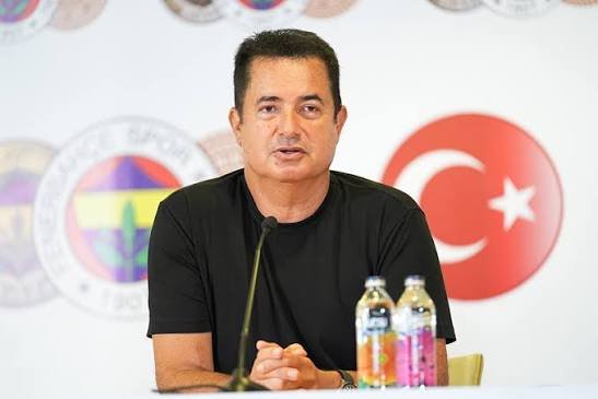 Premier Lig'in yeni ekibi Hull City'nin sahibi olan Türk iş adamı, sarı-lacivertli kulüpte bir yıl yöneticilik yapmıştı.