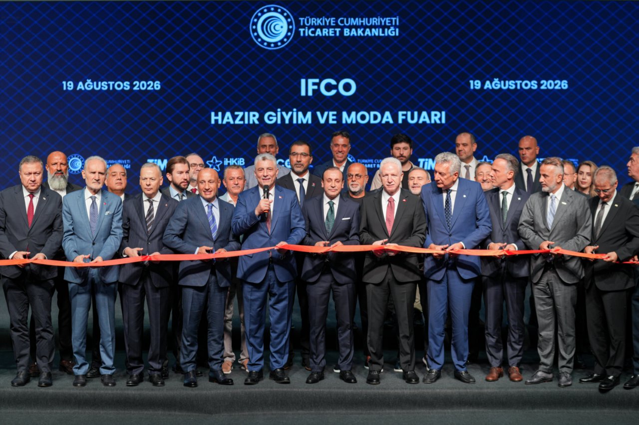 Bakan Bolat  İstanbul Hazır Giyim ve Moda Fuarı nda konuştu!