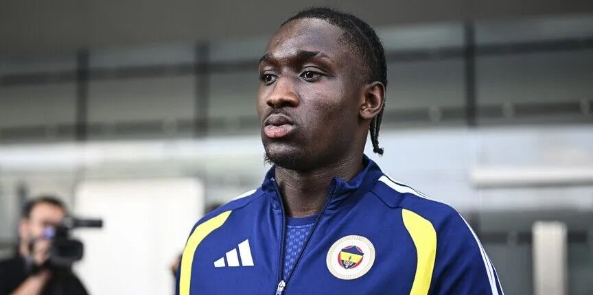 Sidiki Cherif için Angers'e 18 milyon euro bonservis bedeli ödenmişti.