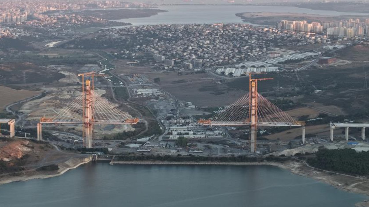 Kanal İstanbul projesi adım adım ilerliyor! 250 tonluk dev operasyon