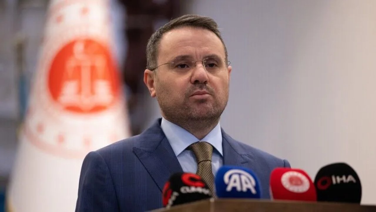 Bakan Gürlek