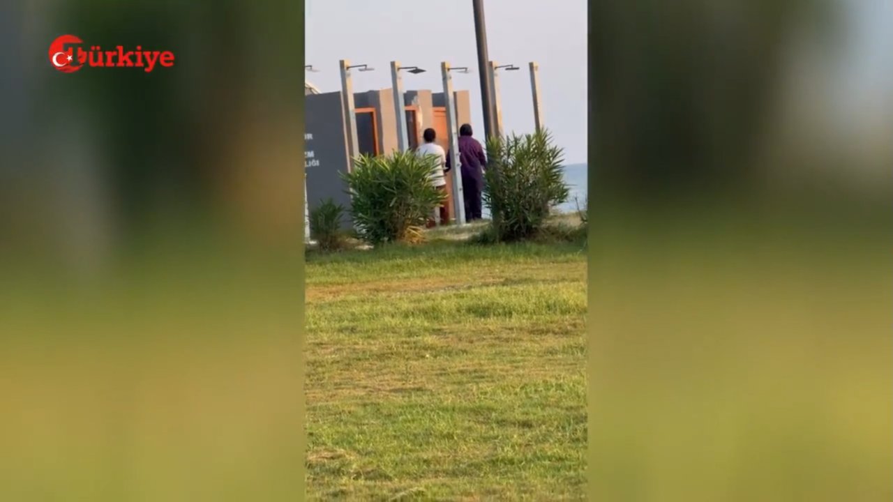 Plajdaki tesettürlü kadınları gizlice çekip küfür etmişlerdi... Paylaşımı yurt dışına çıktıktan sonra yapmışlar!