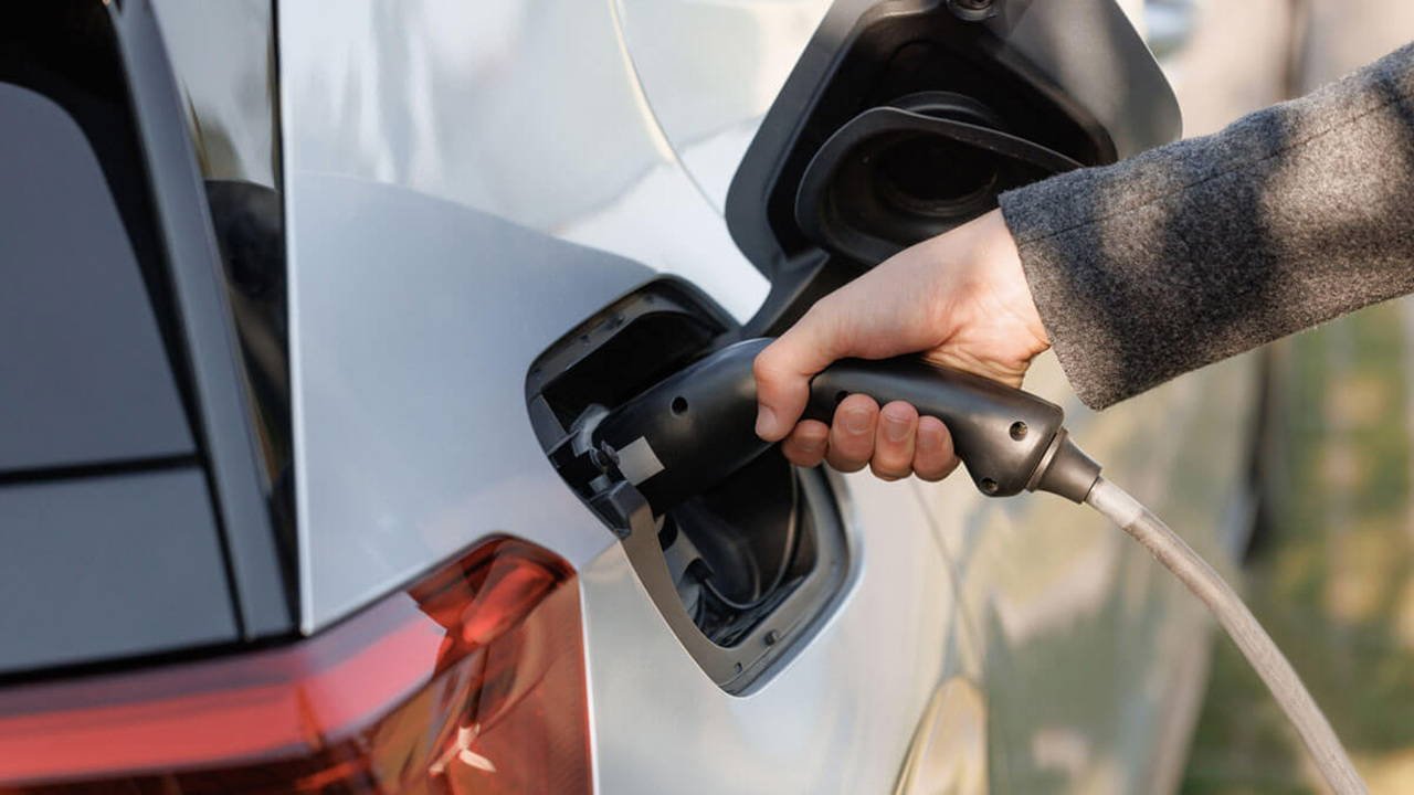 Şarjda tarihi rekor! Elektrikli araçların temmuz ayı enerji tüketimi tüm zamanları aştı