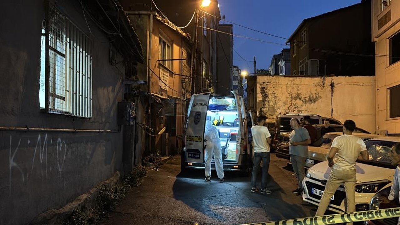 Şişli’de kötü koku ihbarı ekipleri harekete geçirdi! Gerçek daireye girince ortaya çıktı