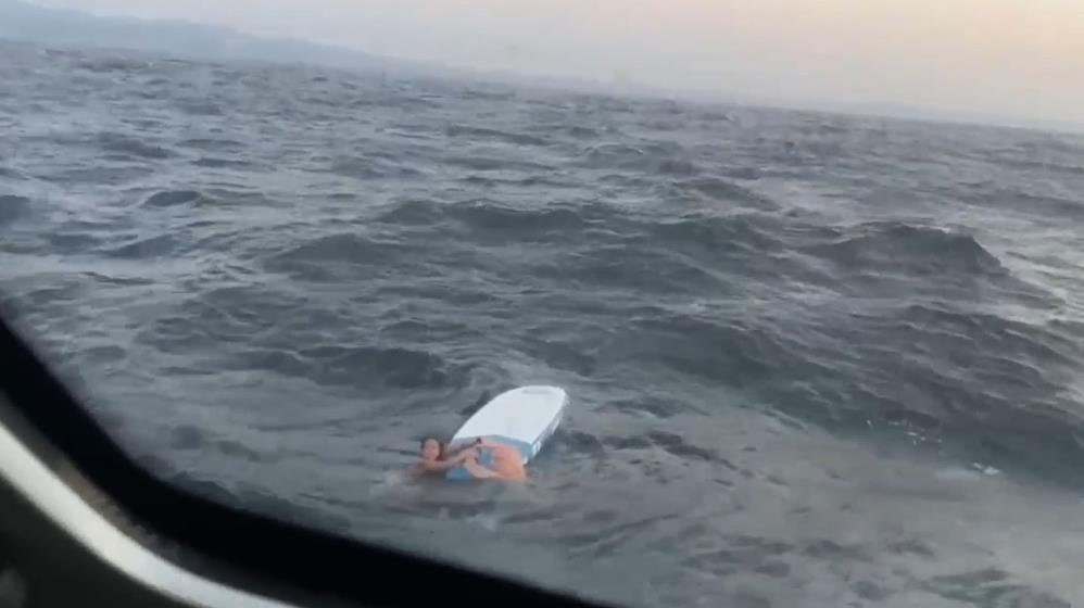Yalovada denizde sürüklenen baba ve kızın kurtarılma anları ortaya çıktı!