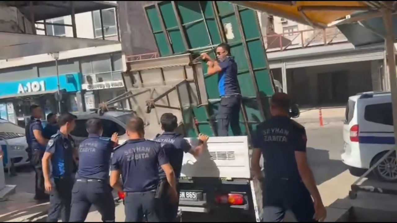 5ten az satmam diyerek oğluna lahmacun almak isteyen anneyi terslemişti: Özrü de kurtarmadı, tezgahı kaldırıldı