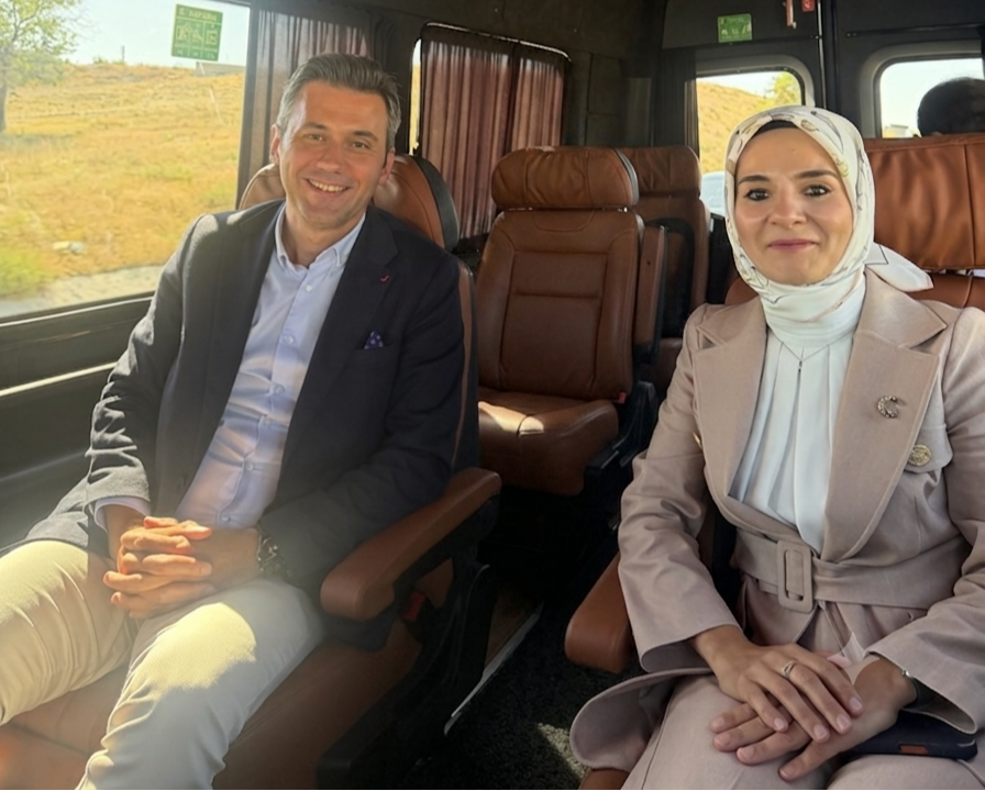 Aile ve Sosyal Hizmetler Bakanı Mahinur Özdemir Göktaş, Ankara-Afyonkarahisar yolunda İhlas Dijital Varlıklar Genel Müdürü Volkan Ormanlı’nın sorularını cevapladı.