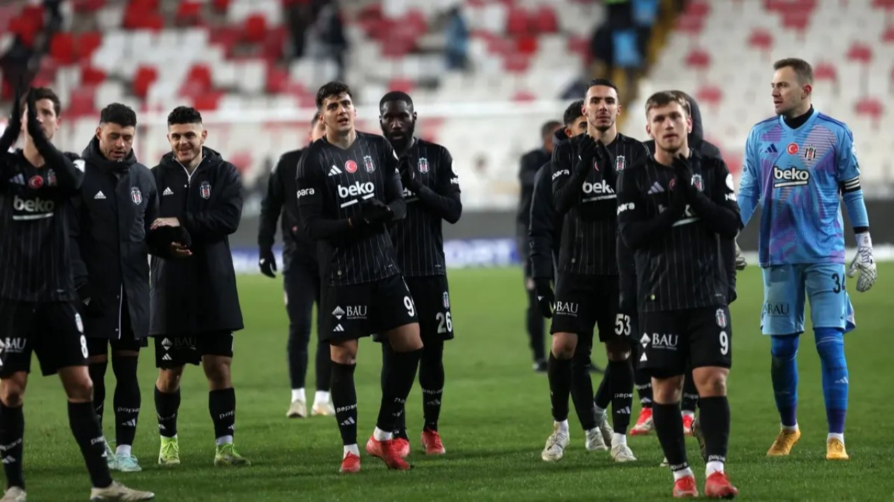 Beşiktaş'ın yıldızına Süper Lig'den sürpriz talip