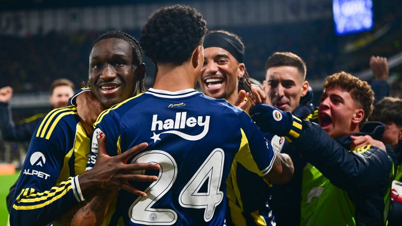Fenerbahçe'nin yıldızına Premier Lig kancası!