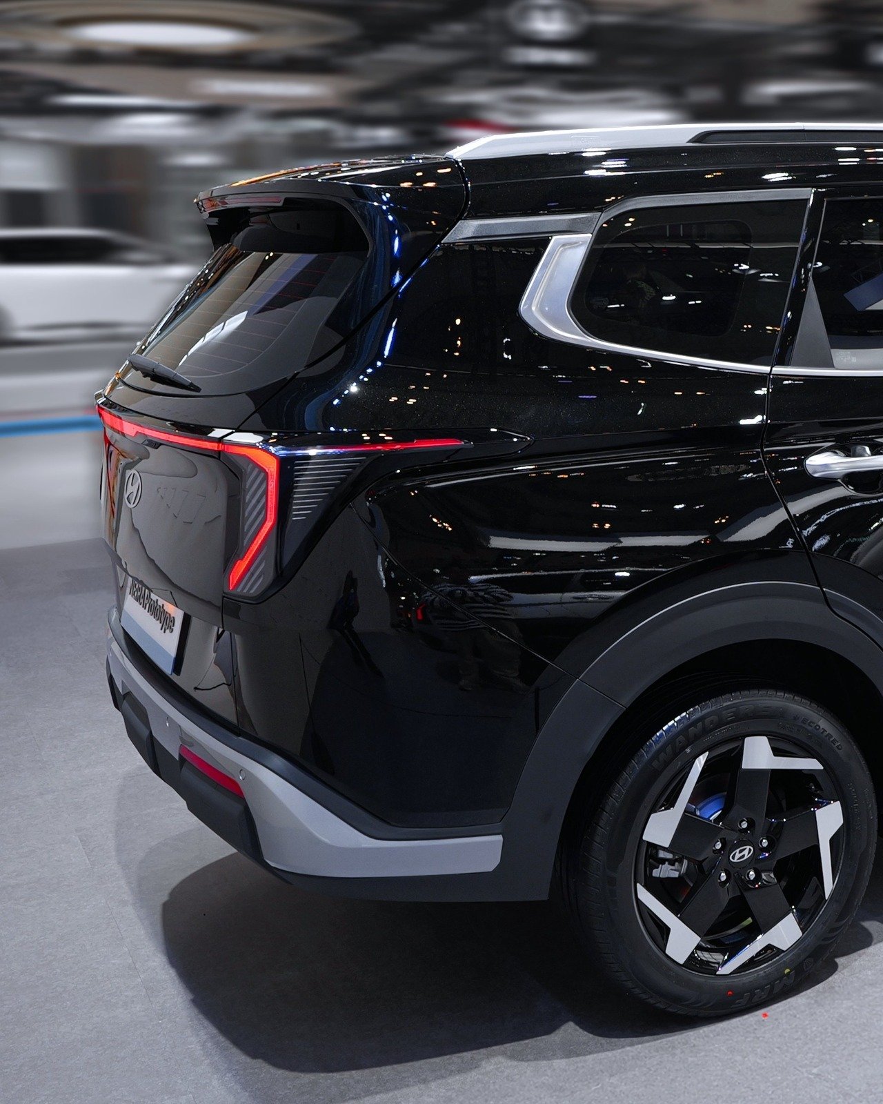 Hyundai'den 7 kişilik elektrikli MPV sürprizi! Neira Concept ilk kez görücüye çıktı