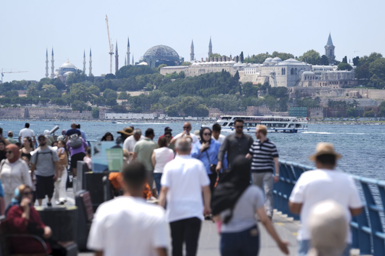 Önce sağanak sonra sıcak hava dalgası... Bir haftada iki mevsim birden yaşanacak: Yarına dikkat! 