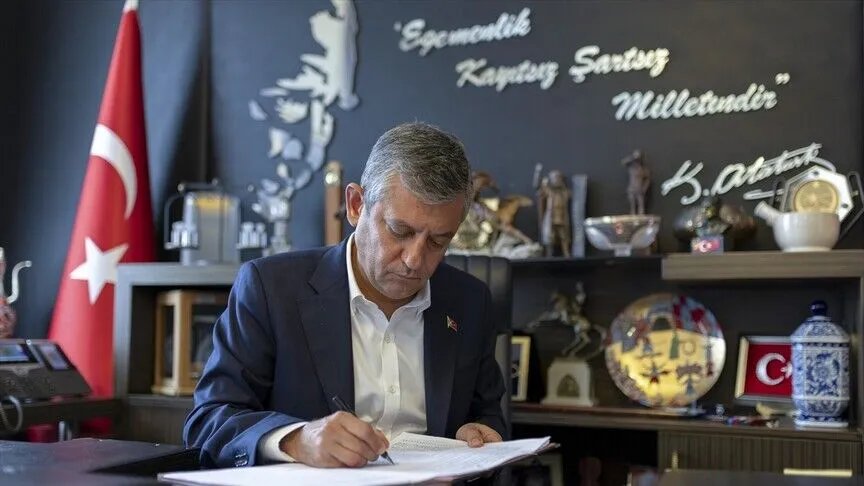 Yeni Partide ses kaydı iddiası! Mikrofon açık kaldı! Destek için para mı dağıtılıyor? ’70 bin lira daha gelecek’