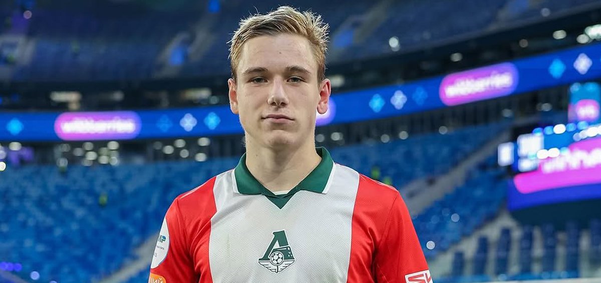 Aleksey Batrakov, Galatasaray tarihinde forma giyen ilk Rus oyuncu olacak.